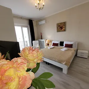 Anastasia Bratianu 24b Beautiful View Self Check From 2 Pm Bucarest